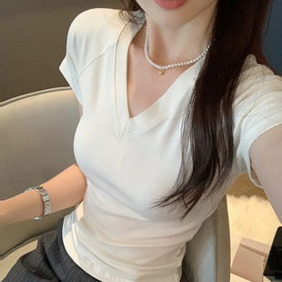 ���Sֱ�NС����ײ��V�I������T��Ů2025���¿��؄eƯ����������