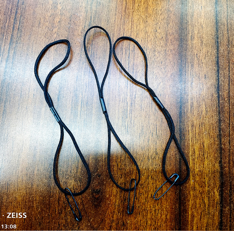 金属扣子中间打扣