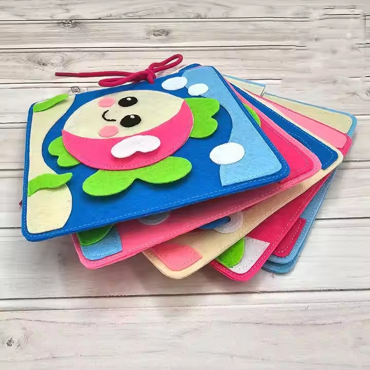 Mont 's Felt Niños Lectura Sentimiento Actividades para niños pequeños Ocupado a bordo de juguetes de rompecabezas de animales lindos