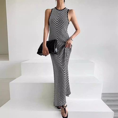 Korean Chic Summer High-End Striped Color Block Collarless Bodycon Knit Dress