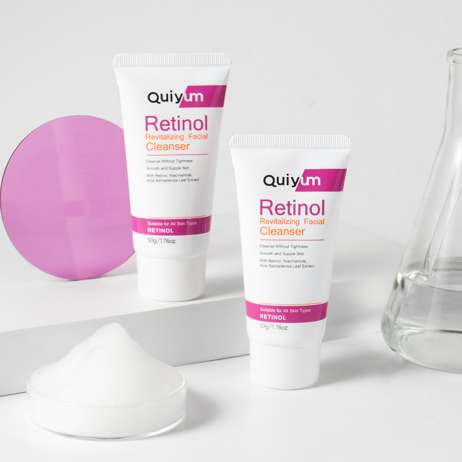 QUIYUM Retinol Facial Cleanser 50g, a cross-border skincare manufacturer, is a pore-cleansing, hydrating and moisturizing facial cleanser undefined