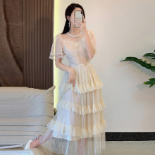 网纱法式甜美气质重工钉珠圆领荷叶袖收腰显瘦蛋糕连衣裙蕾丝女