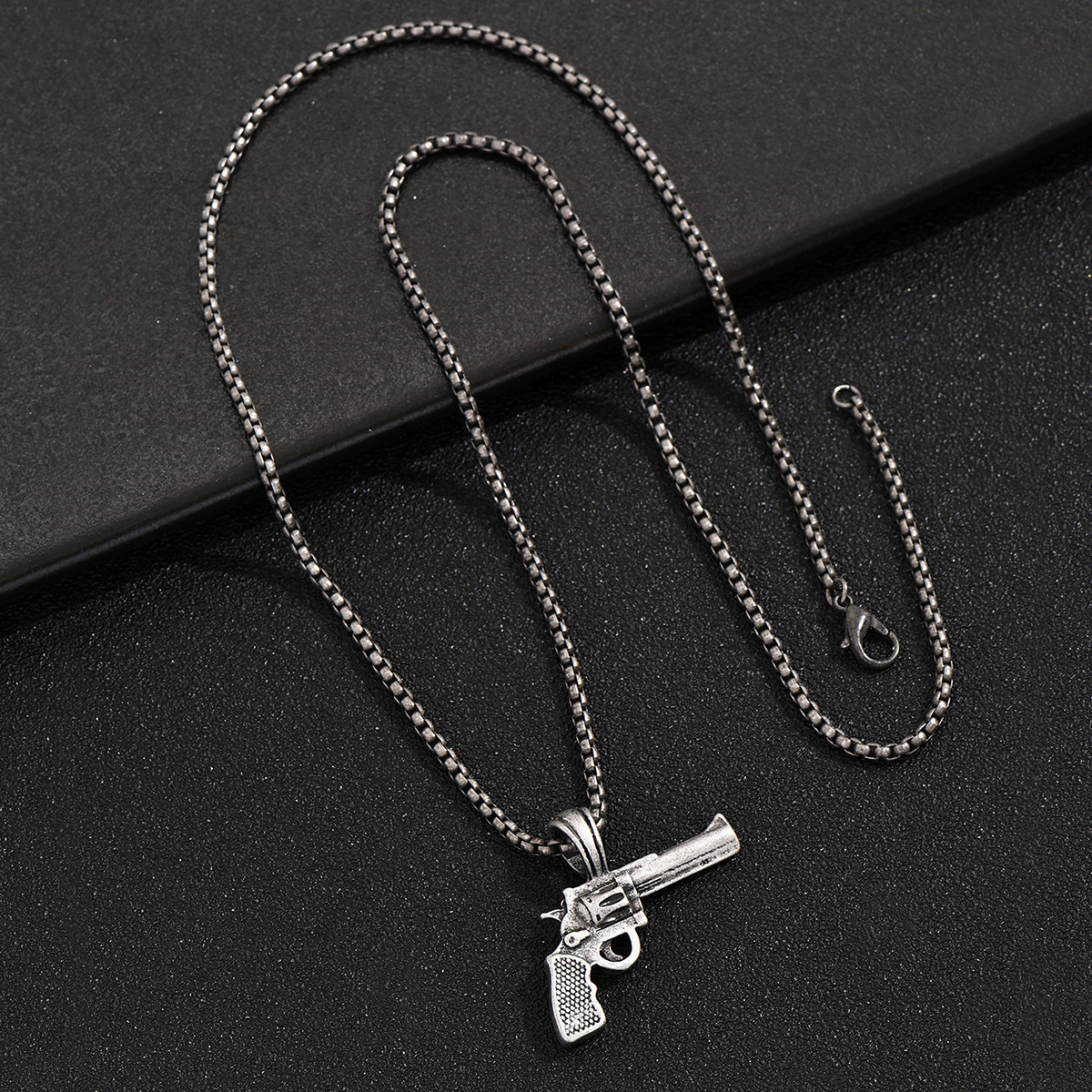 Ak47 Gun Pendant Necklace Fashion Jewelry For Men And Women_voghion.com