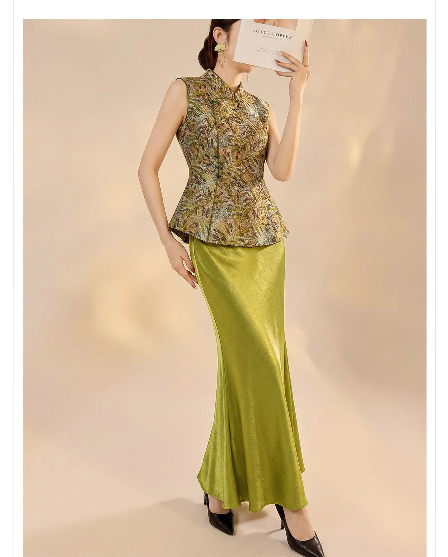 Set áo gi-lê không tay cổ đứng + chân váy midi jacquard phong cách Trung Quốc mùa hè — Màu xanh lá cây nửa váy, vàng nửa váy, Áo khoác xanh chi tiết 14