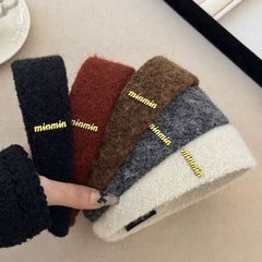 宽版毛绒金标字母高颅顶发箍女秋冬小香风头箍高级感发卡发饰百搭