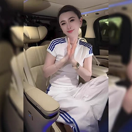 时尚休闲套装;女式卫衣;大码休闲套装