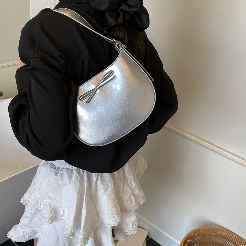 Nicho coreano de lujo ligero arco brazo bolso para mujeres 2025 nuevo estilo versátil bolso de hombro de estilo extranjero bolso de moda