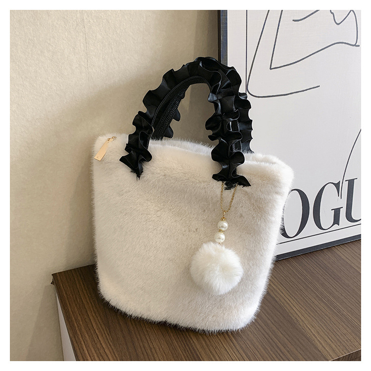 Women's Small Autumn&winter Plush Solid Color Basic Fluff Ball Bucket Zipper Bucket Bag display picture 24