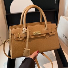 女性のためのハイエンドバッグ 2025 ヨーロッパとアメリカのシンプルな大容量ショルダーバッグファッショナブルなプラチナハンドバッグクロスボディバッグ