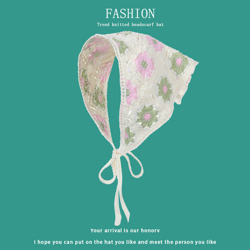 Spring and Summer Outdoor Sweet Knit Headband Lattice Triangle Scarf Strawberry Flower Headband for Girls with Elegant Hair Tying