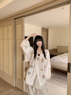 ��Ժ�L�ع�����̽��L���r��Ů�b�ļ�㼑Ќ������L���r�����e����