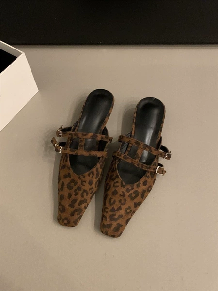 Leopard print