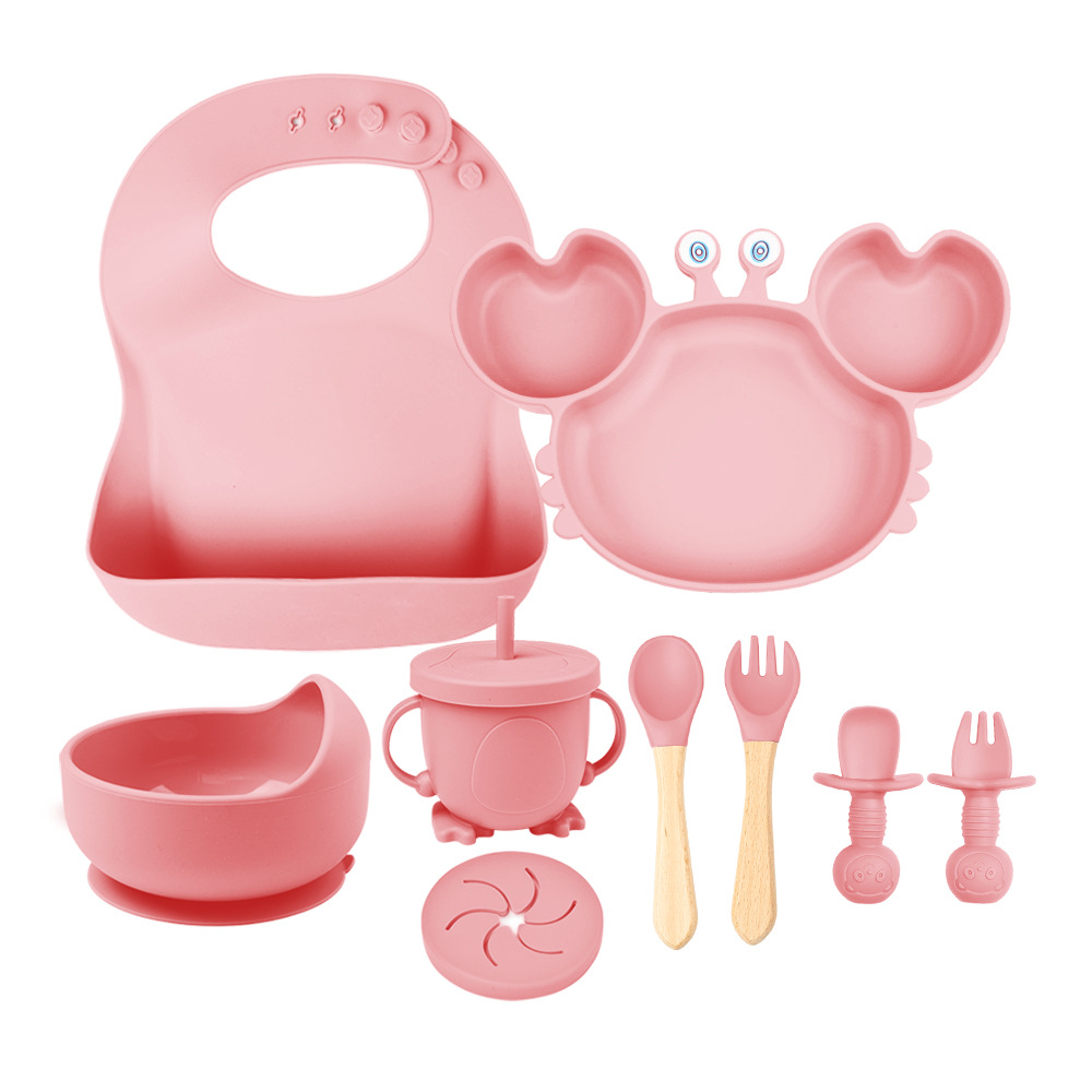 핑크 9종 세트 (턱받이 + 게살 접시 + 곰 흡착판 그릇(스낵 뚜껑 포함) + 먹이 그릇 + 실리콘 포크 + 나무 손잡이 포크와 스푼)