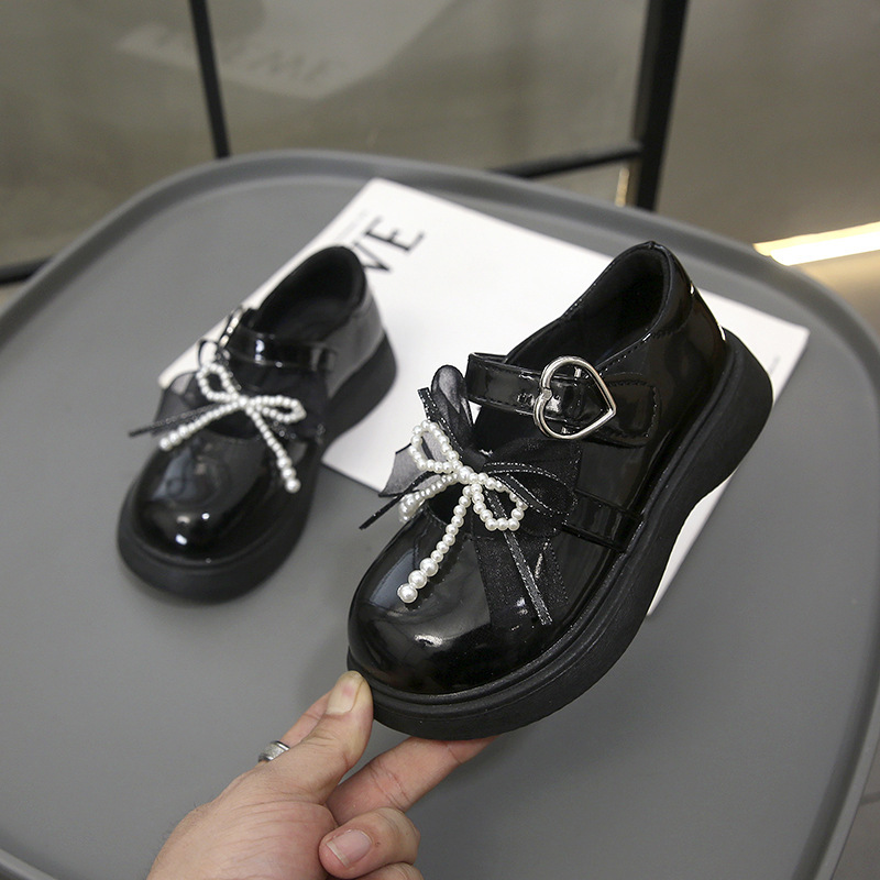 Girls' Leather Shoes 2025 Spring and Autumn New Children's Performance Shoes Black Dance Shoes Princess Shoes Medium and Large Children's Shoes Wholesale