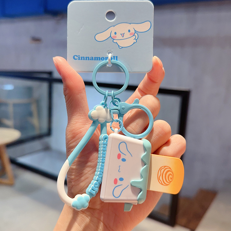 2026年新作正規品サンリオクロミぬいぐるみキーホルダー女性向け可愛いハローキティぬいぐるみカメラ小物