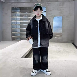 童卫衣;童裤;童套装