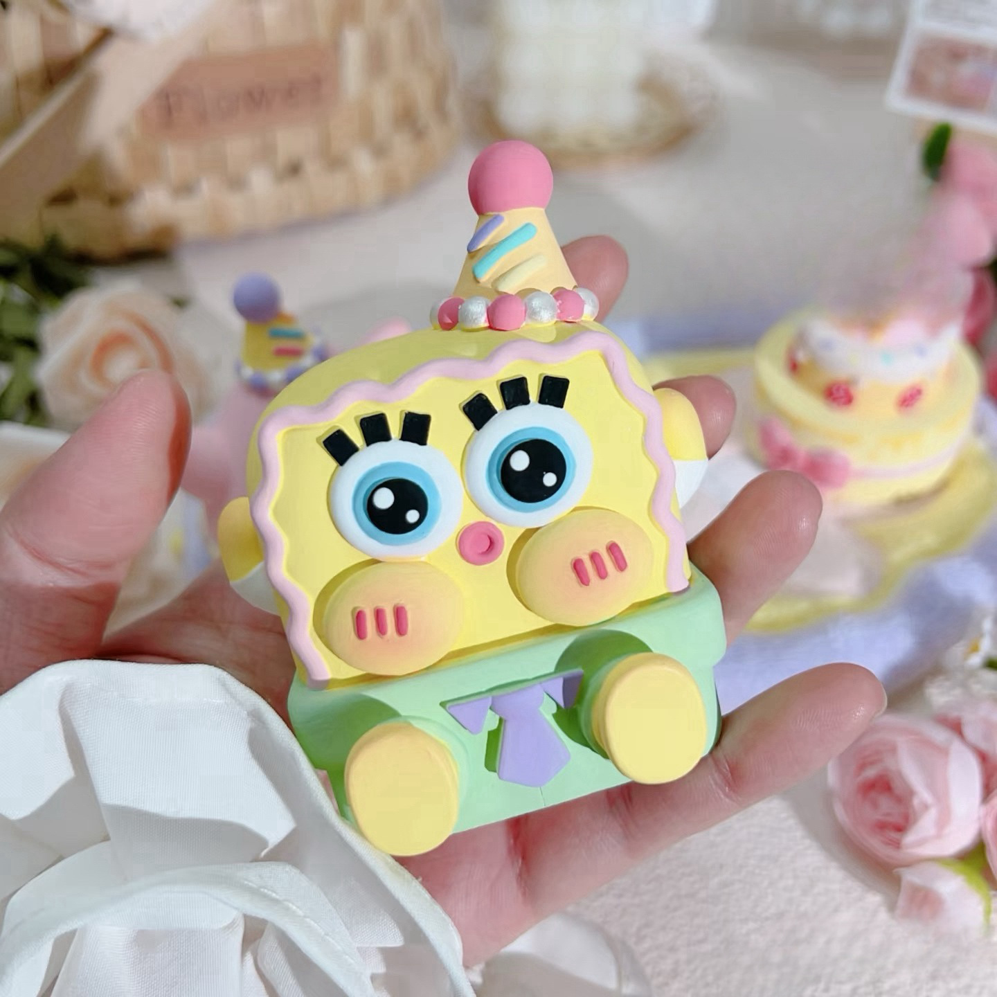 Muñeca de yeso de estilo explosivo al contado, embrión blanco, puesto pequeño del mercado nocturno, muñeca de yeso coloreada especial, centro comercial, exclusivamente para venta al por mayor