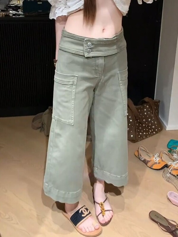 American Retro Style Spicy Girl Fashion Large Pocket Distressed Washed Denim Shorts for Women, Summer Loose Fit Slimming Personality Cropped Pants American Retro Style Spicy Girl Fashion Large Pocket Distressed Washed Denim Shorts for Women, Summer Loose Fit Slimming Personality Cropped Pants
