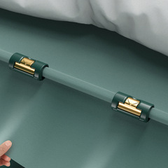 シーツ固定器はシングルベッドカバーの滑り止めクリップで、神器家庭用アップグレード版の針なし布団に挟まれています。