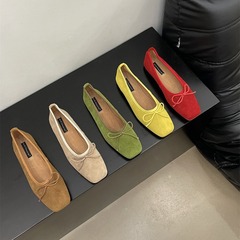 422~ Flat French Retro Suede Leather Square-Toe Women's Shoes 2024 New Soft Sole Bean Pod Shoes