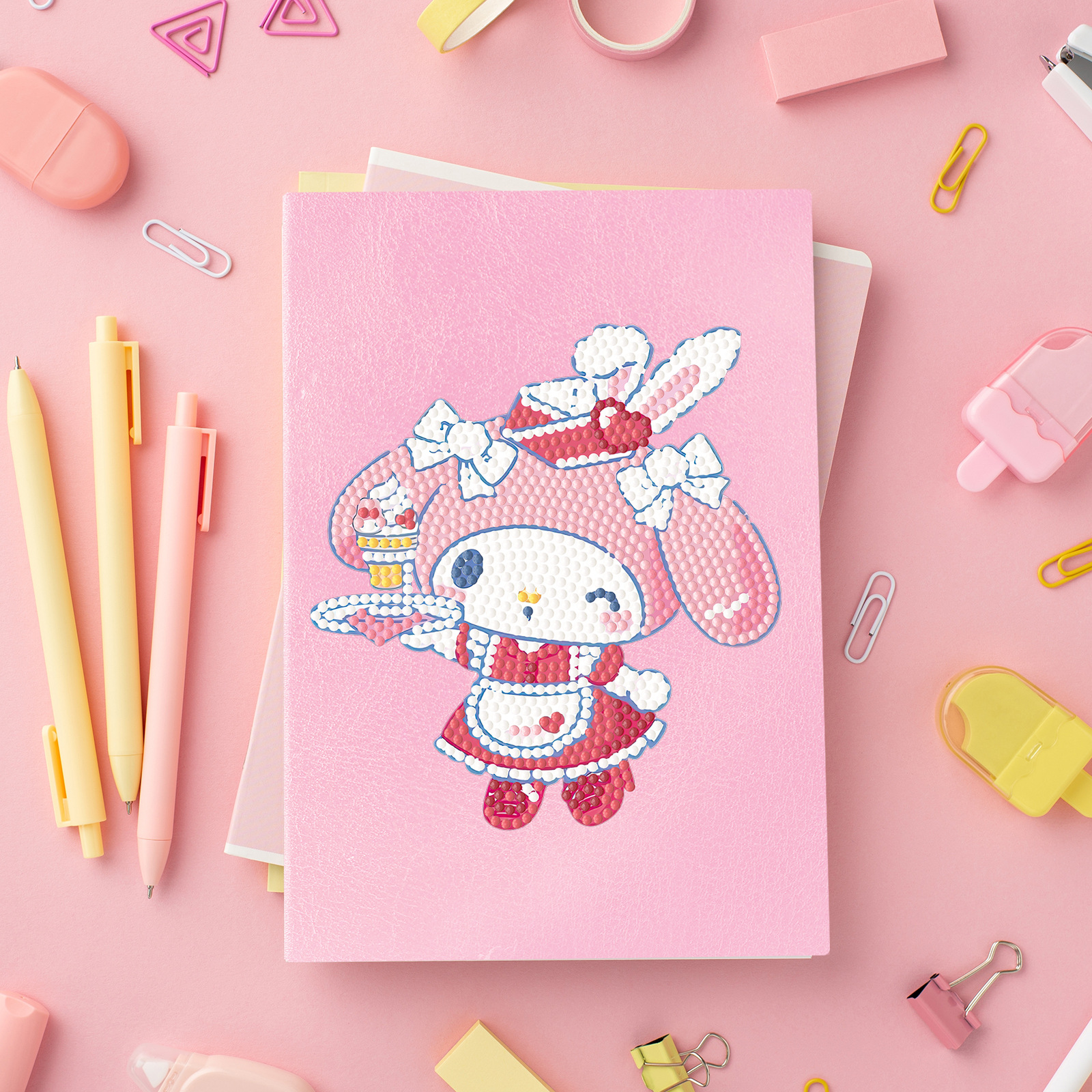 Diamante pintura periferia DIY cuadernos de dibujos animados puntos perforados A5 cuadernos de dibujos de diamante cuadernos distribuidos al por mayor