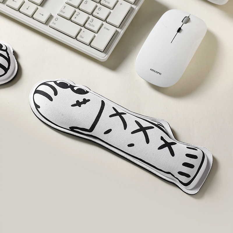 Alfombrillas de ratón transfronterizas, divertidas y variadas, reposamuñecas, alfombrillas de ratón de alta calidad con formas especiales, alfombrillas de ratón de dibujos animados para hombres y mujeres
