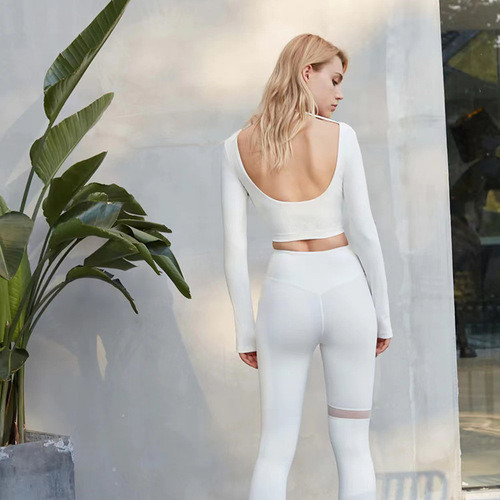 New sports yoga wear long-sleeved European and American niche autumn with chest pads comfortable and skin-friendly with chest pads sexy female manufacturer