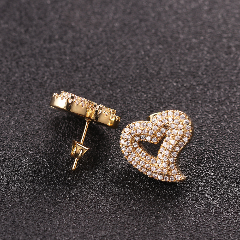 Hip-Hop Heart Shape Copper Plating Zircon Ear Studs 1 Pair