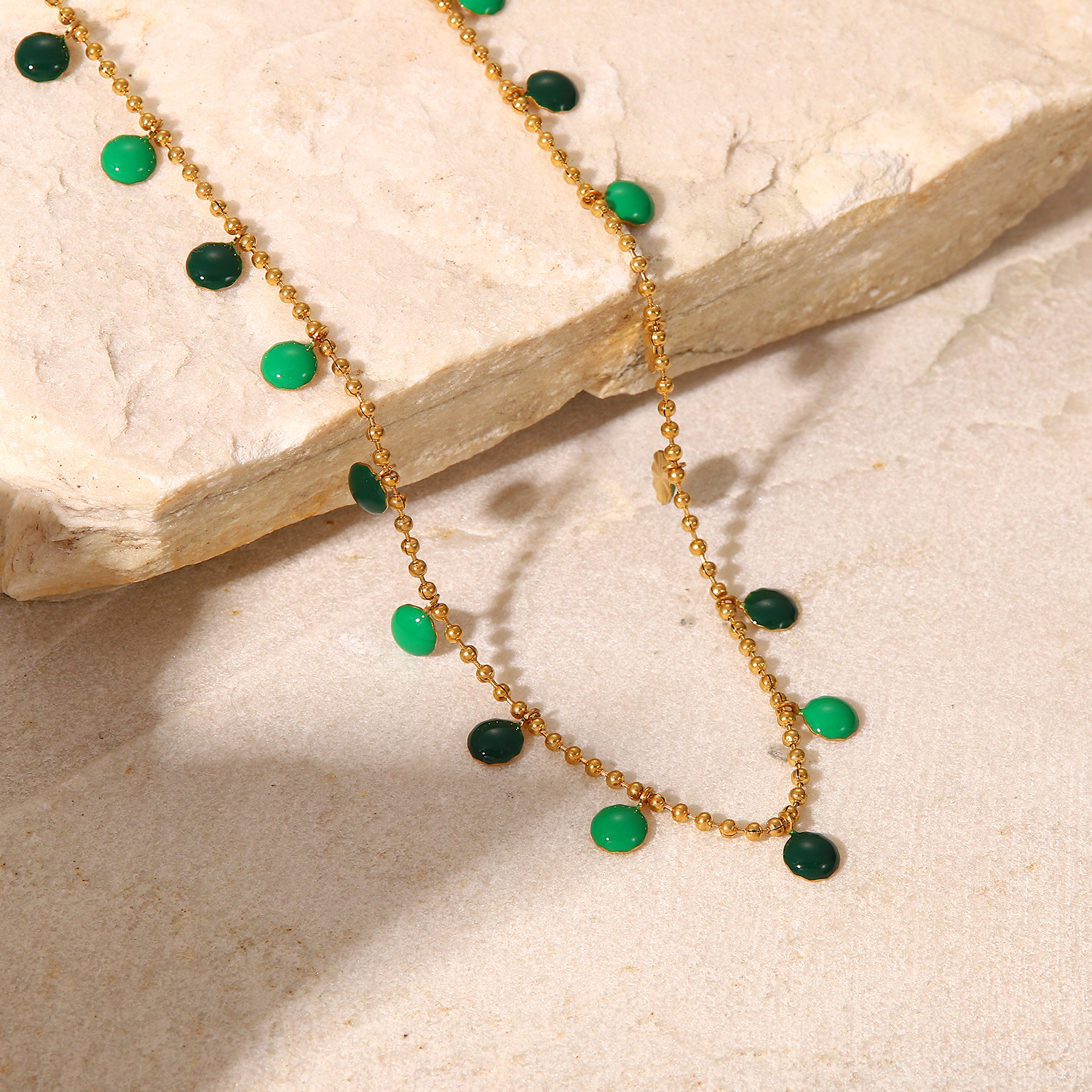Fashion New 18K Gold Green Dripping Oil Wafer Tassel Pendant Stainless Steel Necklace_colorza_2