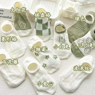 2024 Socks Women's Japanese Style Socks Small Fresh Flowers Summer Thin Shallow Mouth Boat Socks Green Invisible Socks Wholesale