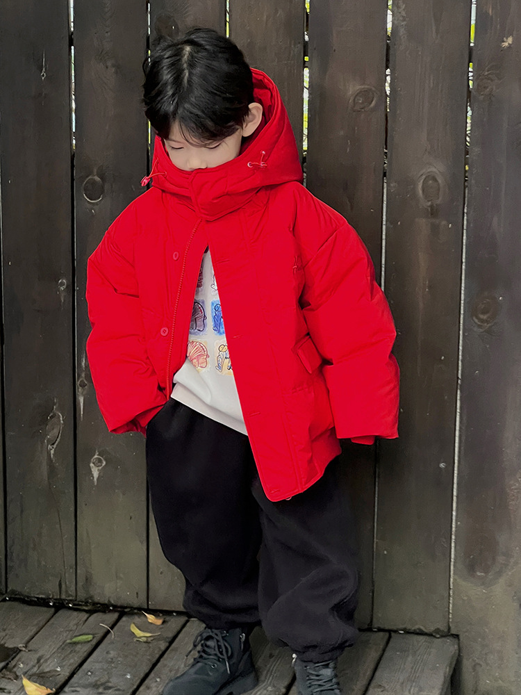 Chaqueta de plumón para niños, ropa de invierno elegante para Año Nuevo, abrigo festivo rojo de otoño e invierno para niños mayores.