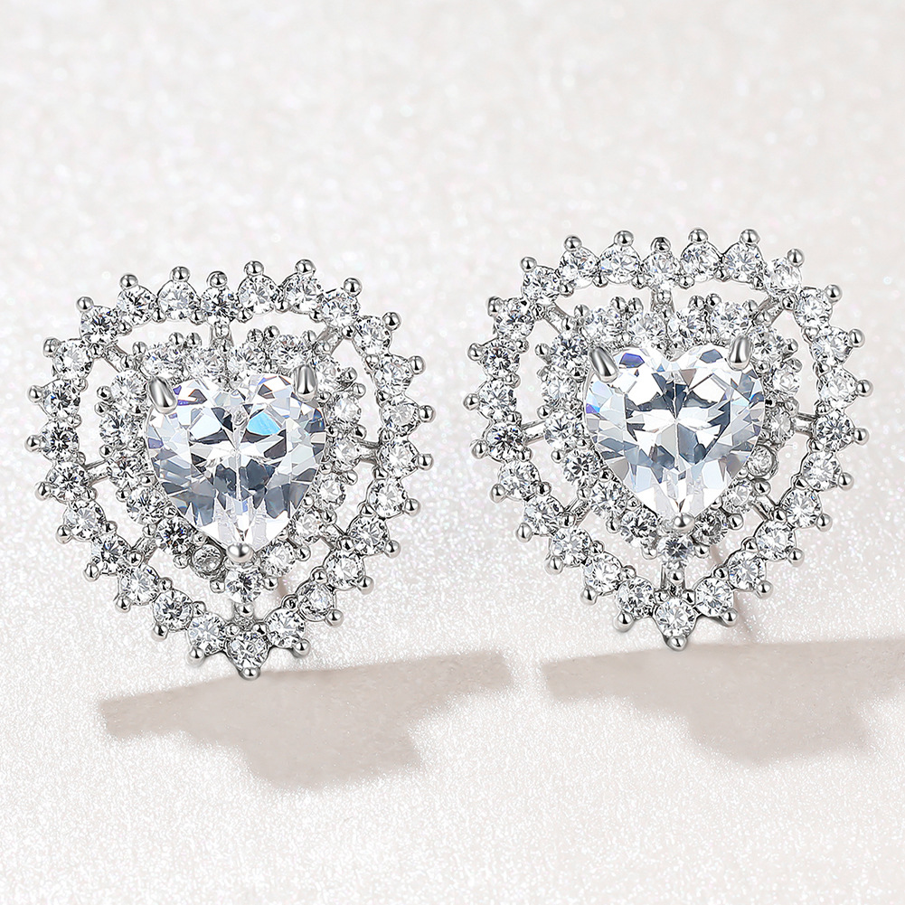 Fashion Heart Shape Copper Inlay Zircon Ear Studs 1 Pair