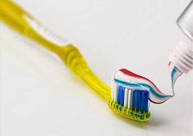 TPE塑胶原料厂家/塑伯/ 长期供货tpe包胶尼龙pa6【原料】