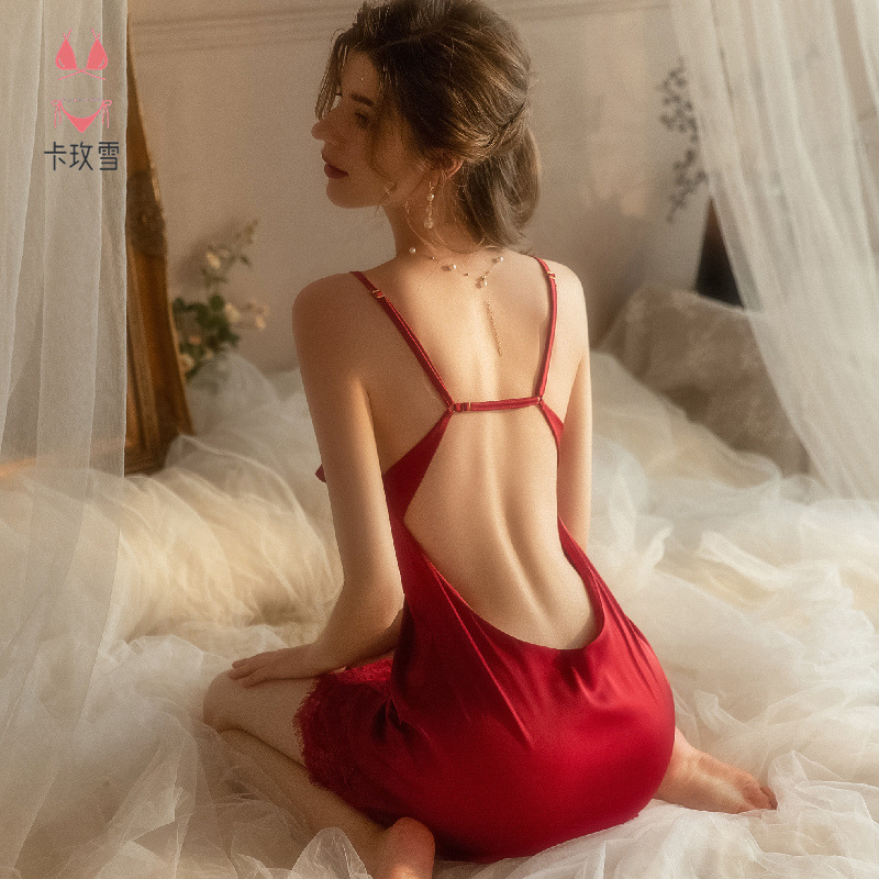 Correa de encaje con cuello en V camisón para las mujeres con almohadilla en el pecho verano delgada seda artificial sin respaldo puro deseo estilo pijamas 1810