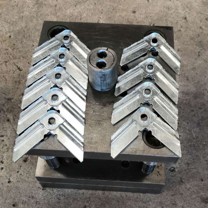 一次成型角码模具配件齐全售后及时 厂家直销