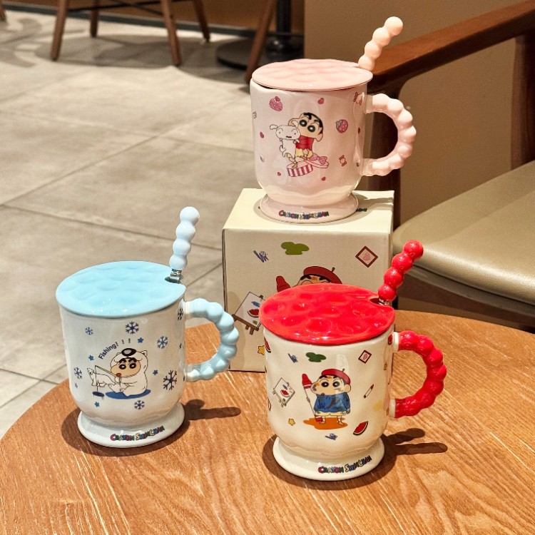 Tazas de agua de niñas lindas lápices pequeños nuevos tazas de cerámica con cubierta de cucharas tazas de café de oficina tazas de desayuno para niños