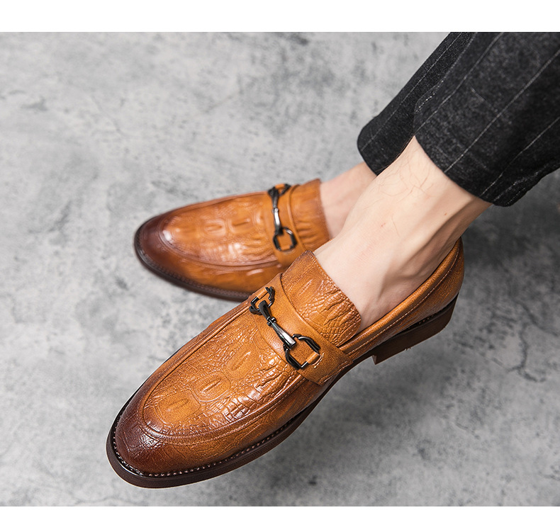 New fashionable men's crocodile pattern leather shoes