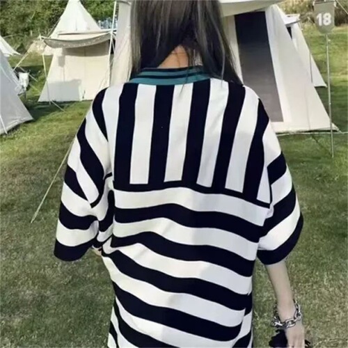 Internet celebrity fashionable casual sports suit women's summer new loose striped top, short-sleeved shorts, two-piece set