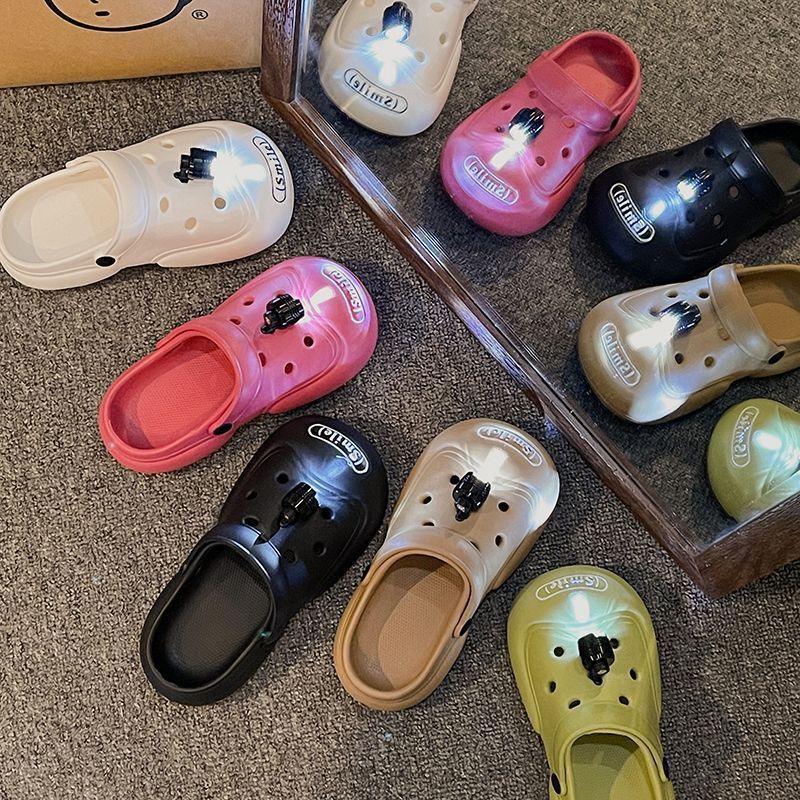 Luminous Hole Shoes Women's Outdoor Summer Cute Distinctive LED Light Creative Mountaineering Outdoor Beach Heap Shoes Sandals