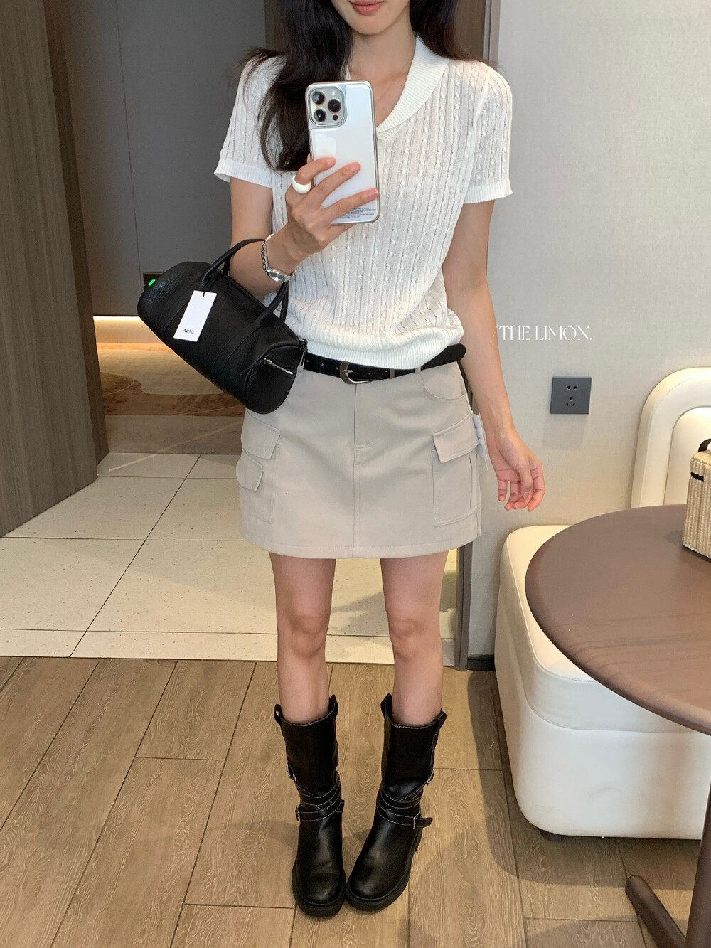 Áo polo nữ cổ bẻ tay ngắn phong cách cổ điển, chất liệu cotton pha sợi, form suông thoải mái — Xám Apricot, trắng ngà, xanh nhạt, Xám hoa sâu chi tiết 14