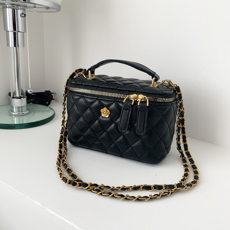 Trend fashionable one-shoulder bag