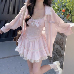 女春秋小个子甜美减龄粉色吊带蓬蓬蛋糕短裙宽松衬衫度假风三件套