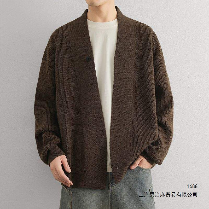 American retro cardigan sweater for men, spring and autumn style, trendy, relaxed, old-money style knitwear, coffee color.