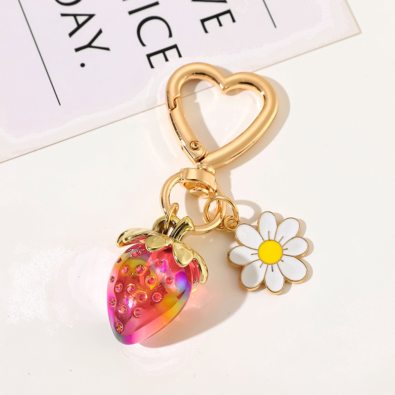 Personalidad encantadora corazón de niña dulce de fresa llavero en forma de corazón en línea popularidad femenina nueva bolso creativo llave joyería colgante image 6