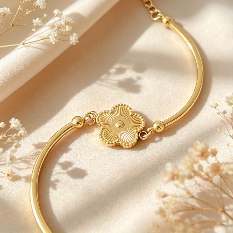 Cross-border light luxury high-end stainless steel four-leaf clover double-sided single-flower bracelet, non-fading, lucky flower design, wholesale Cross-border light luxury high-end stainless steel four-leaf clover double-sided single-flower bracelet, non-fading, lucky flower design, wholesale