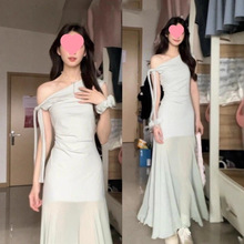 ��ʽ�Gɫ�W��ƴ���B��ȹ��Ů�ļ��¿���|�^���а����Lȹ