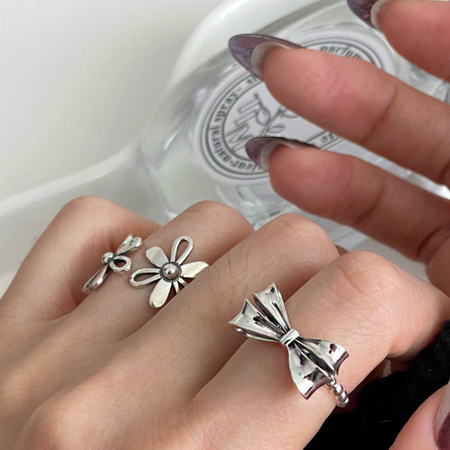Hollowed Flower Butterfly Knot Ring for Women, Retro Fashion S925 Silver, Elegant and Sweet Open Finger Ring, Suitable for Index Finger, Inspired by Instagram