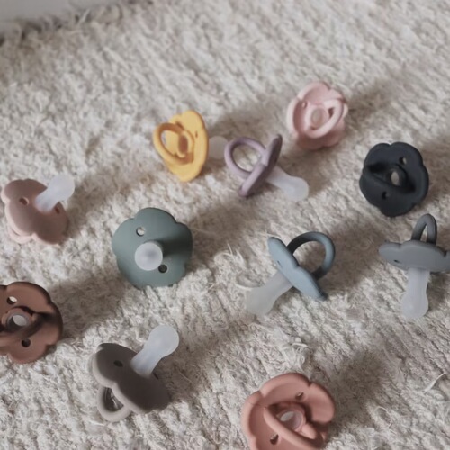 Cross-border baby pacifier, baby silicone floral edge pacifier, crying relief baby sleep aid, anti-gas teether
