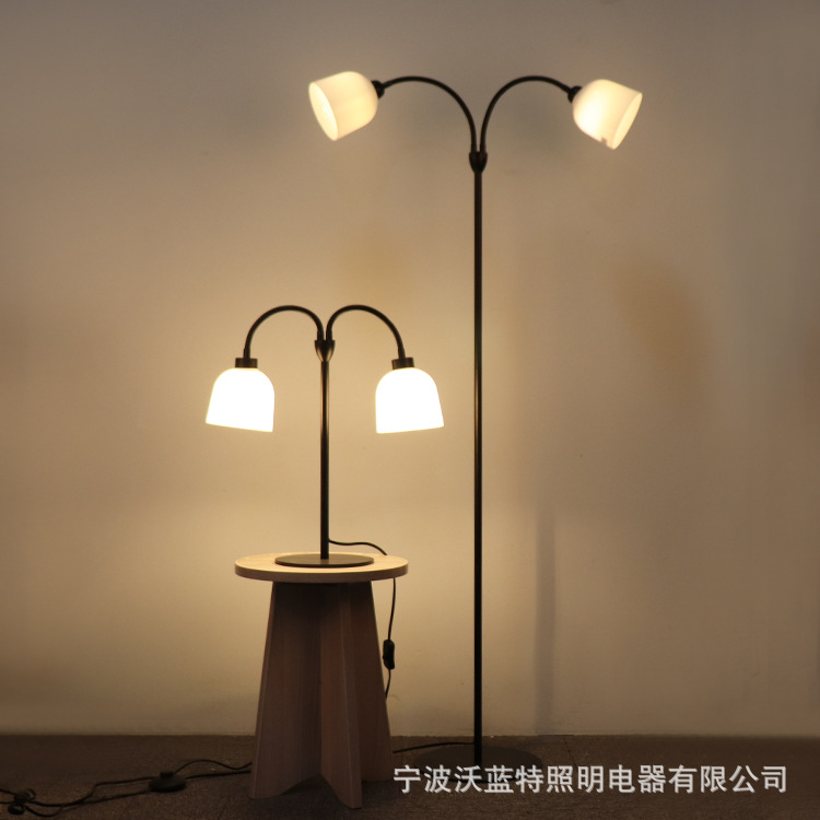 lámpara de escritorio de vidrio lámpara de piso base metálica lámpara de clip fábrica directa