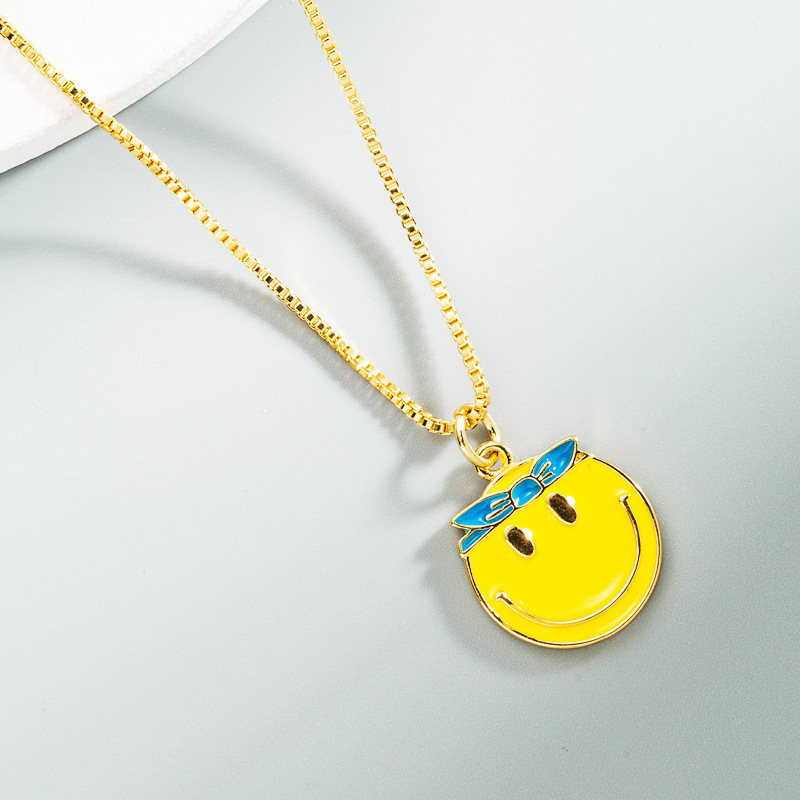 Fashion Simple Cartoon Character Smiley Face Copper Gold-plated Necklace display picture 4